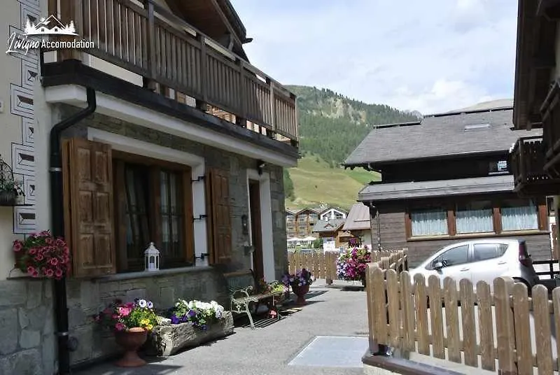 Baita Epi Cusini Vicinissimo alle piste da sci ed al campo da golf Livigno Appartamento